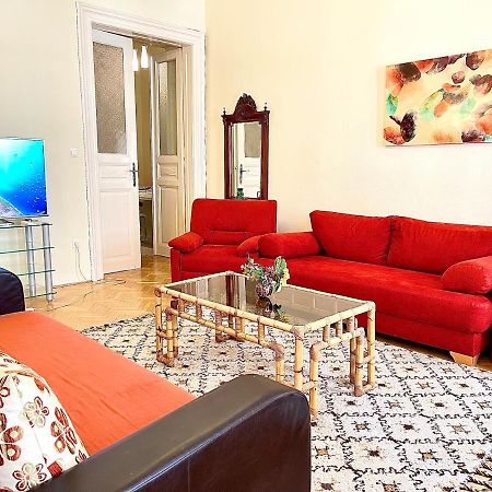 Isabelle Residency - Balcony & A.C Apartment บูดาเปสต์ ภายนอก รูปภาพ