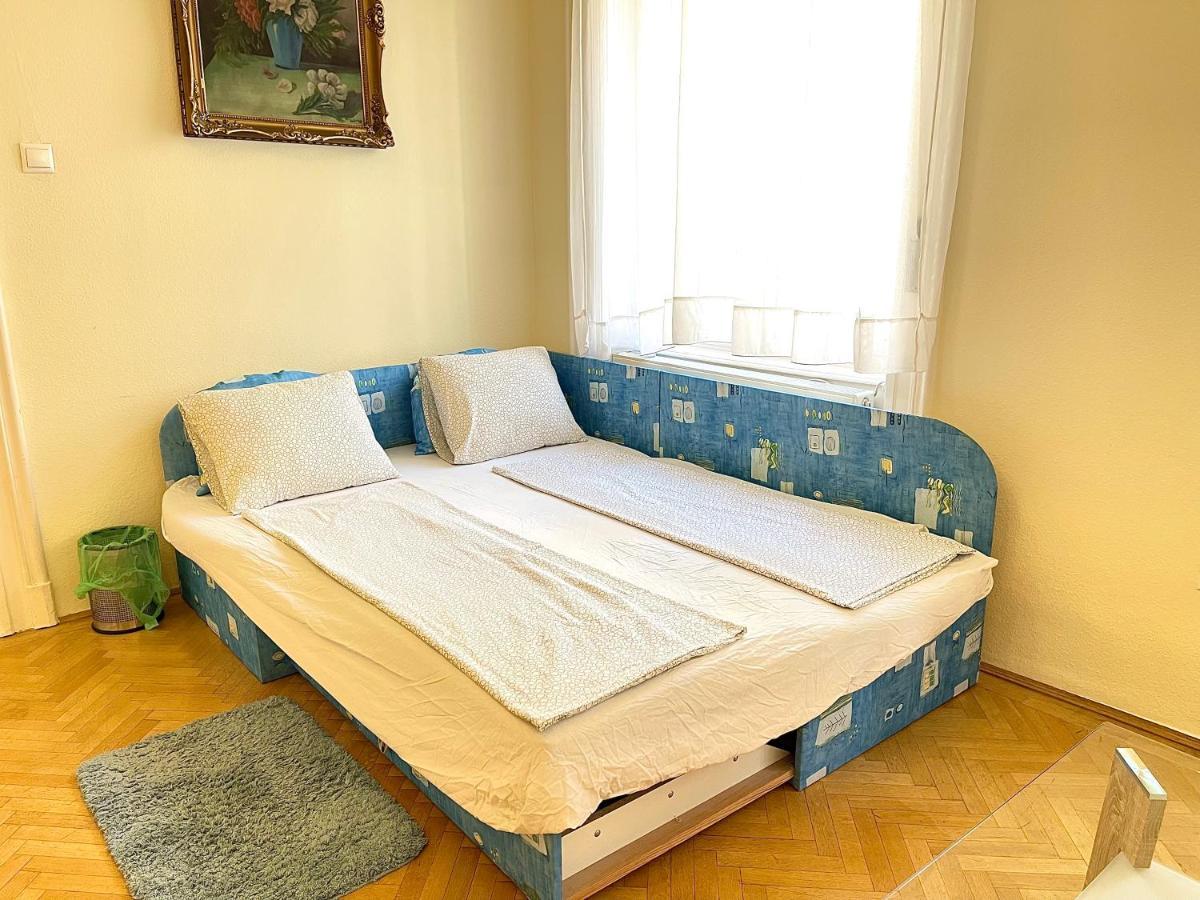 Isabelle Residency - Balcony & A.C Apartment บูดาเปสต์ ภายนอก รูปภาพ