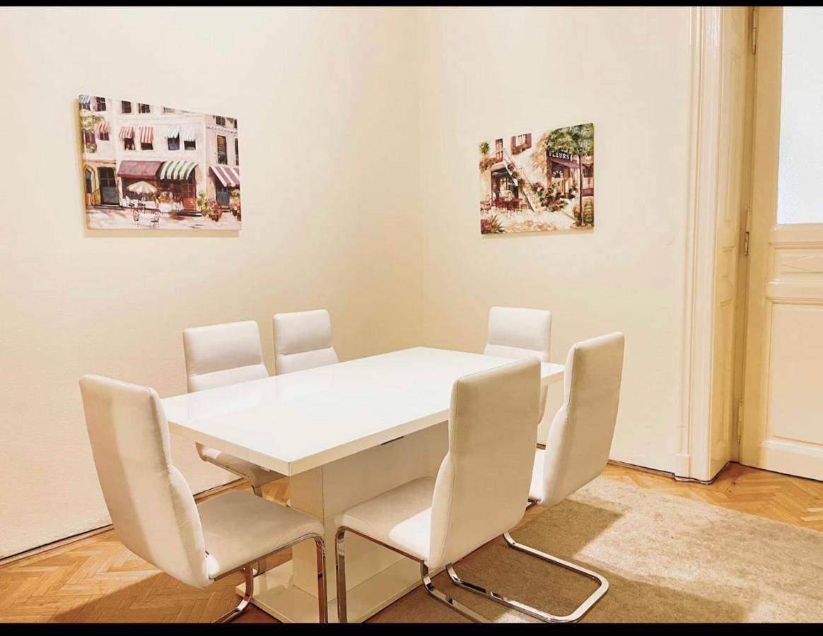 Isabelle Residency - Balcony & A.C Apartment บูดาเปสต์ ภายนอก รูปภาพ